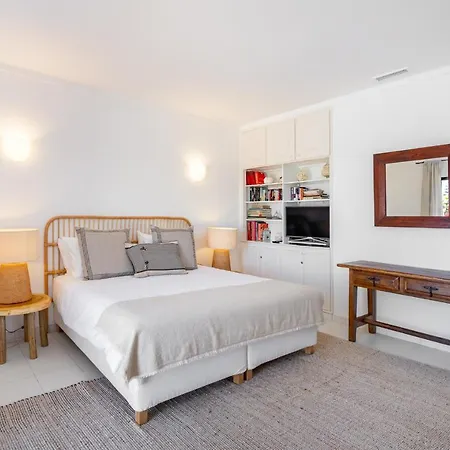 Whome Luxury Private Family W/ S-pool Ac & Parking