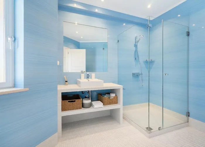 Luxury Private Family With Pool Ac & Parking וילה *