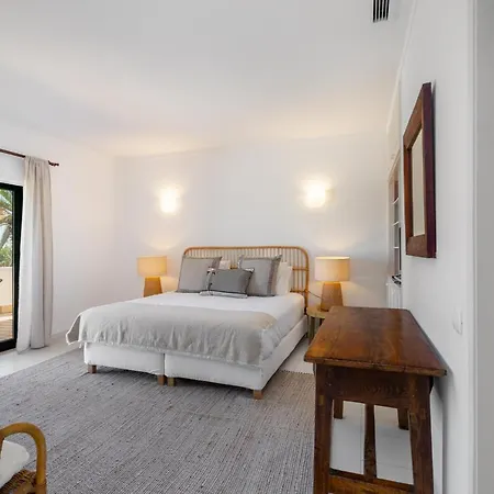 Luxury Private Family With Pool Ac & Parking * بورتيماو